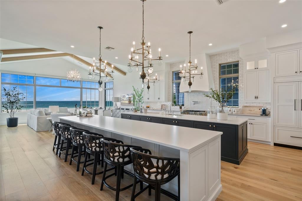 100 Beach Ave, Anna Maria
