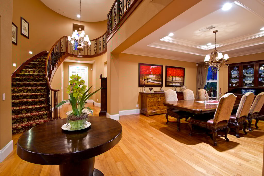 10541 Whispering Hills Lane