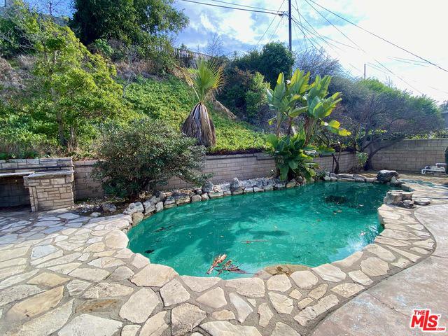 2418 South Beverly Drive