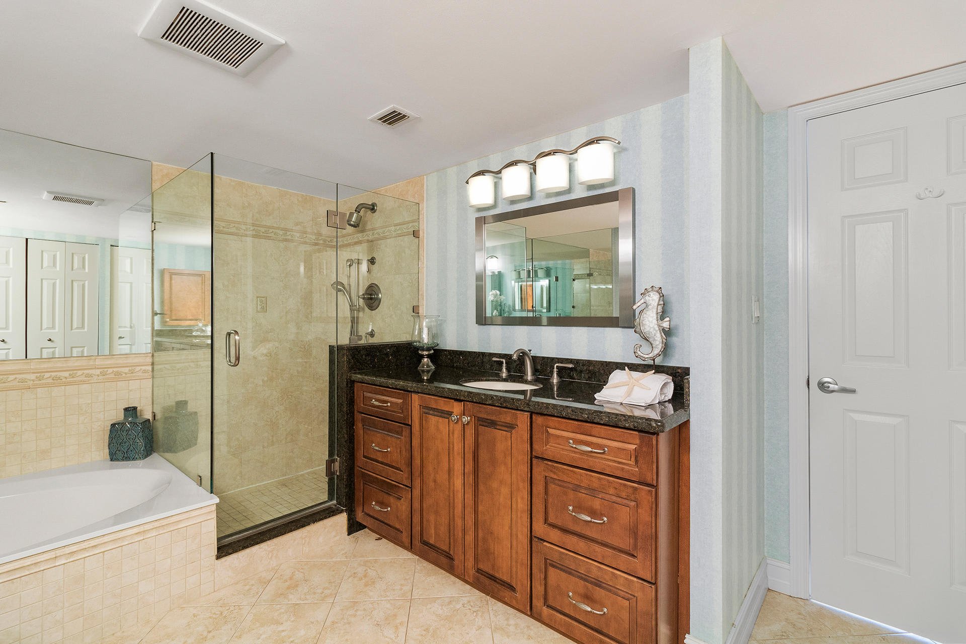 2901 S Ocean Blvd, #703