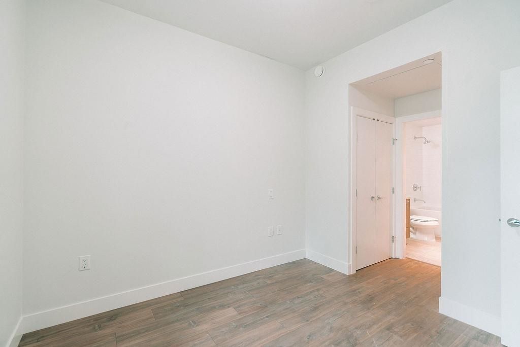 258 Nelson's Ct, #102