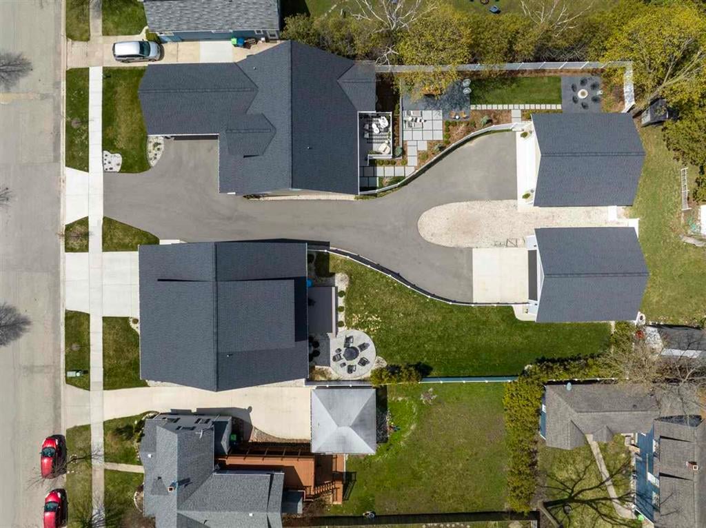 917 Grove Street, Petoskey MI 49770