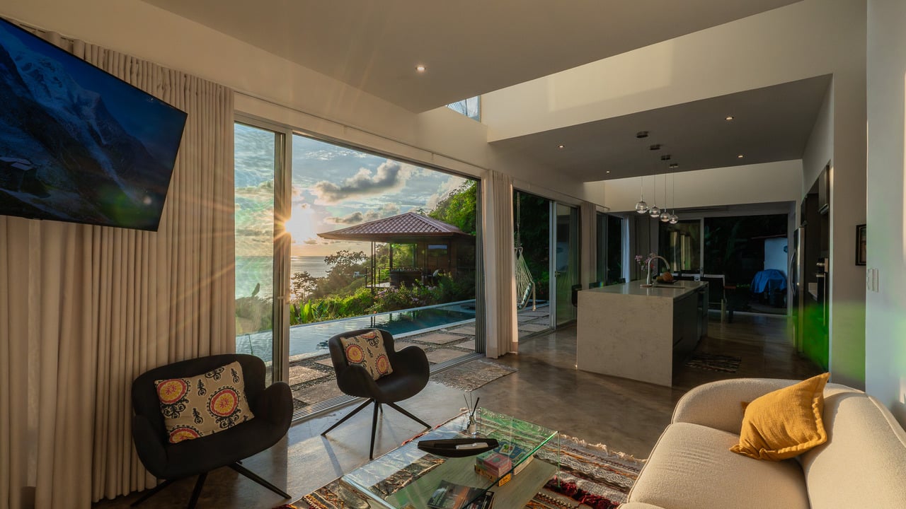Luxury Whitewater Ocean View Home in Ayacucho Dominical