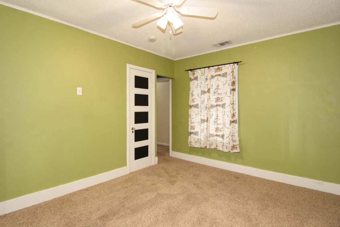 Just listed! Darling Elmhurst home
