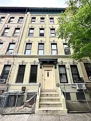 173 Knickerbocker Avenue Unit: 3A