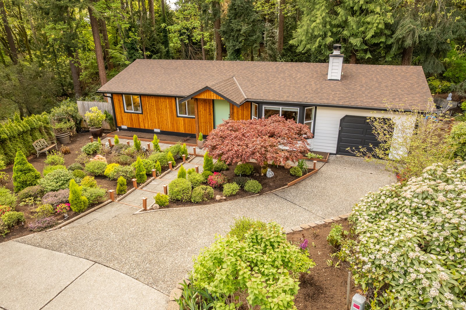 Enchanting Kirkland Hideaway 