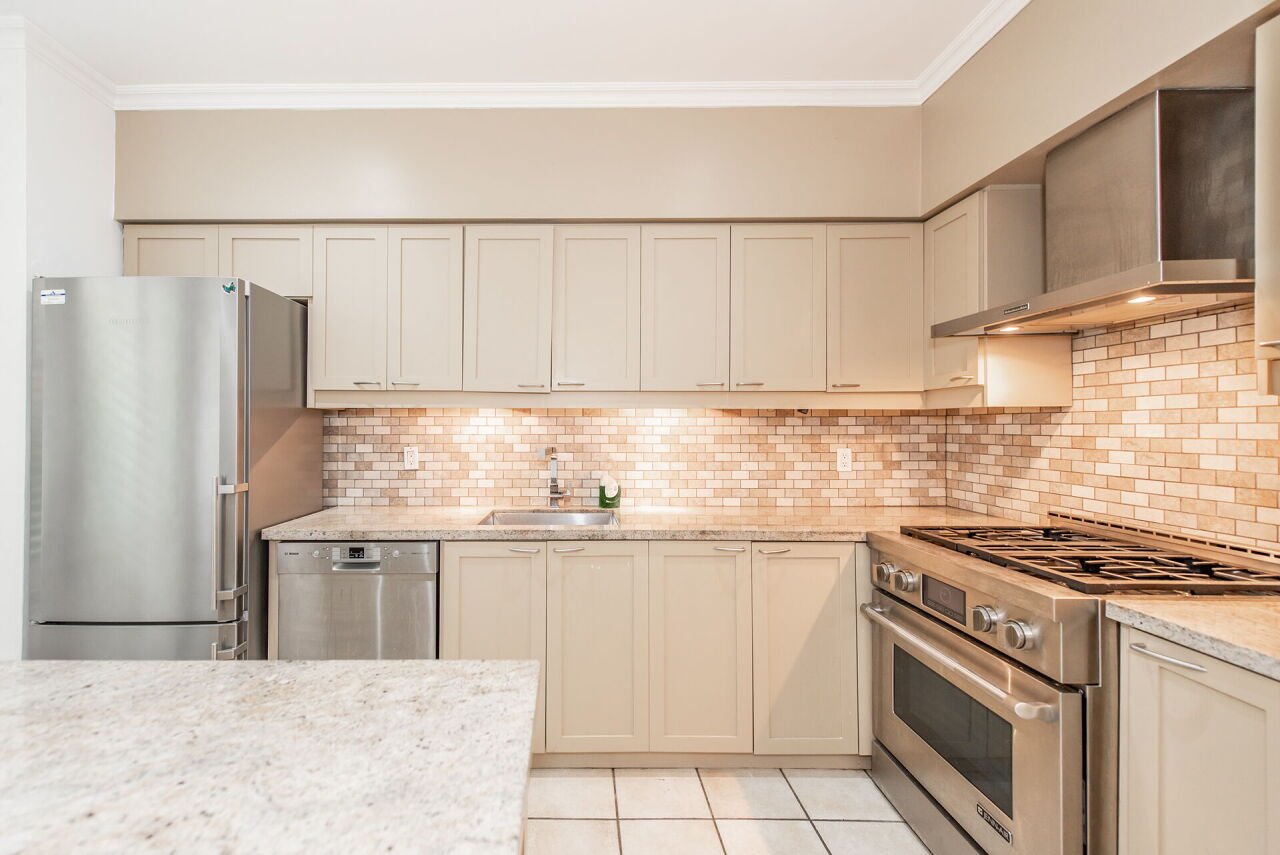 38 Earl Street, Toronto C08 Unit: Th11