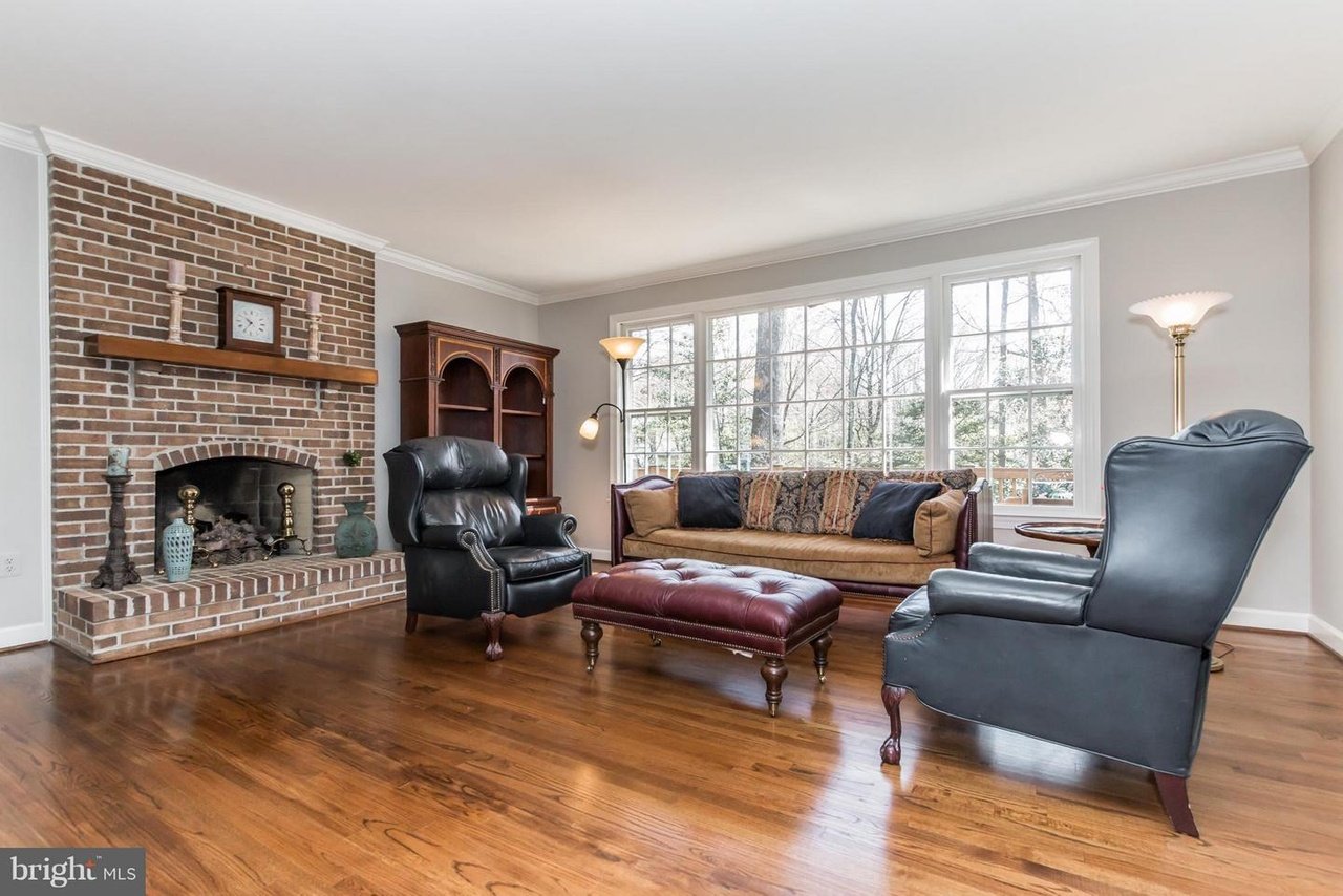 7413 Rocky Ravine Dr