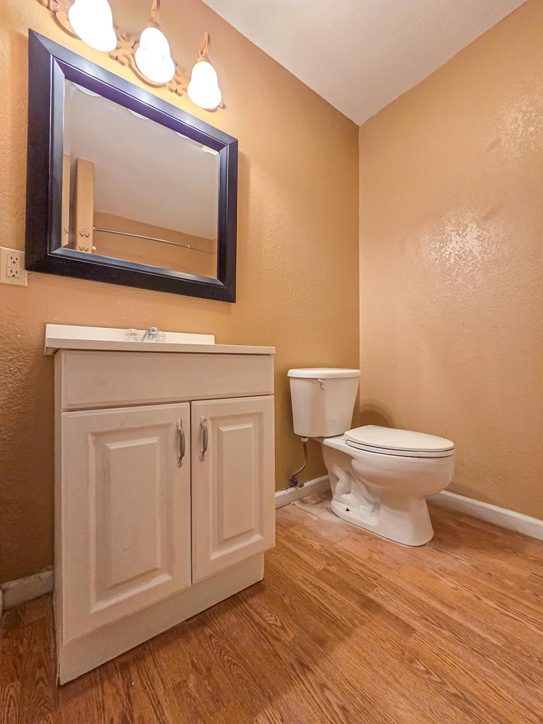 2101 Pershing Cir