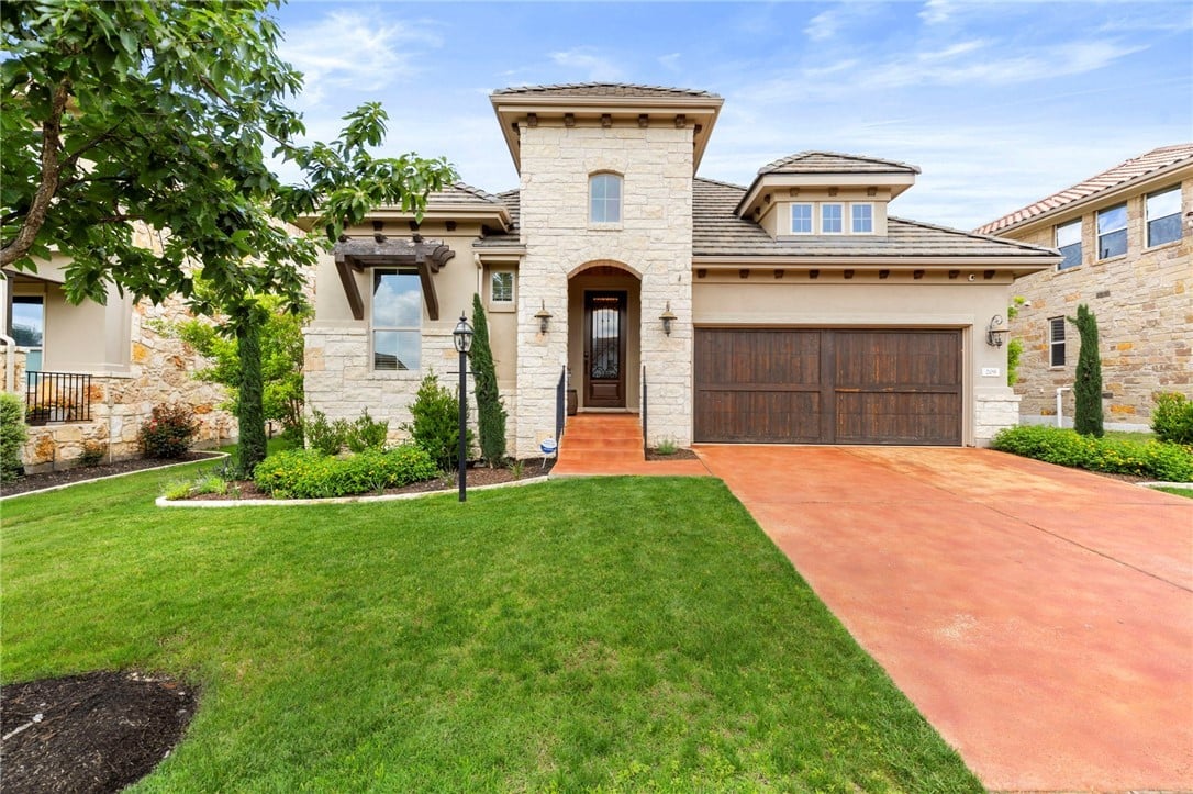209 Maxwell Way