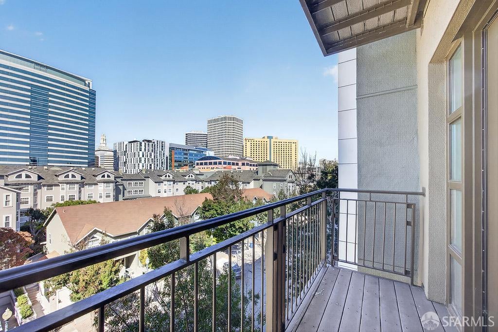 585 9th Street #551