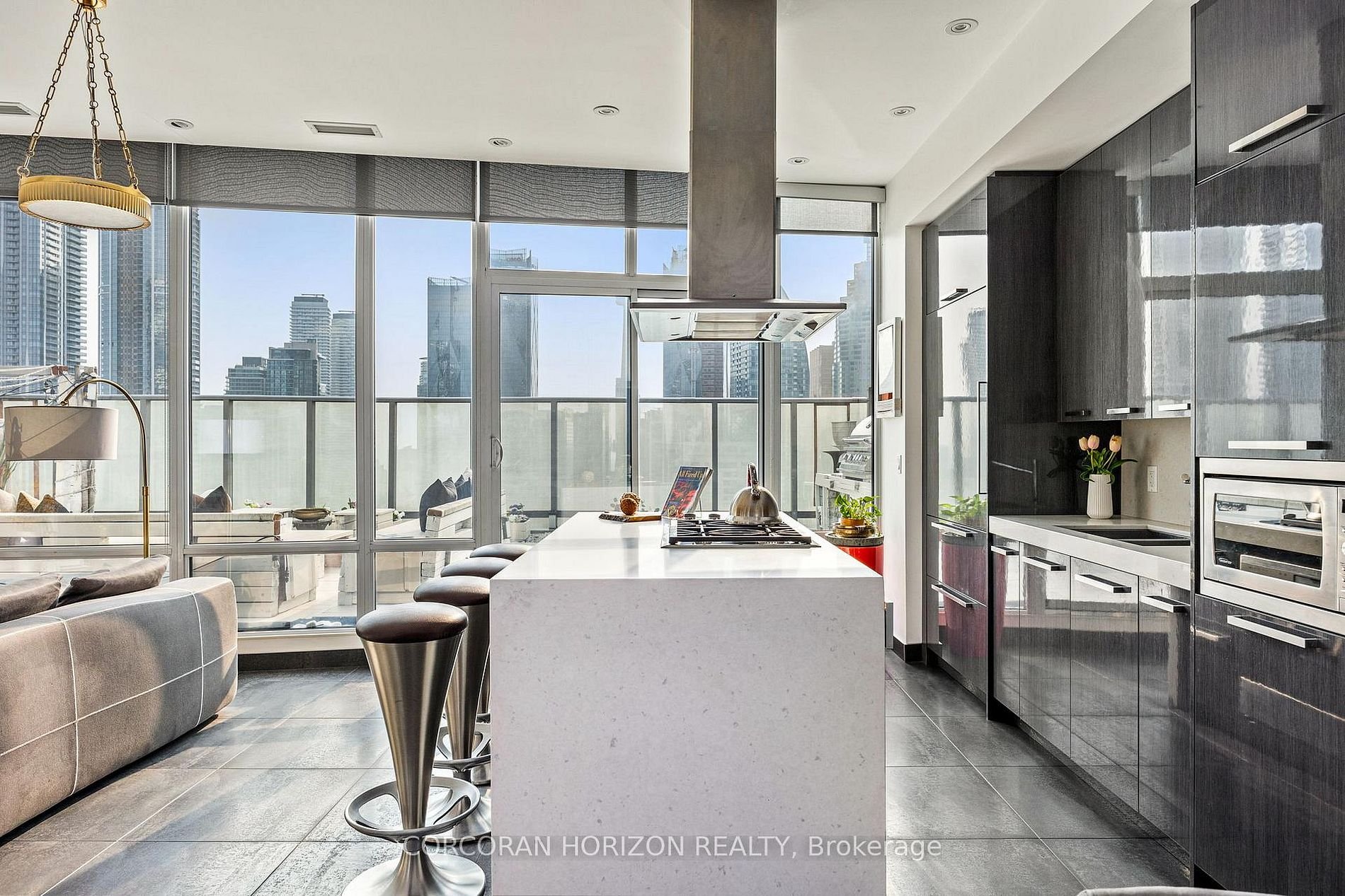 PENTHOUSE WITH THE PERFECT VIEWS