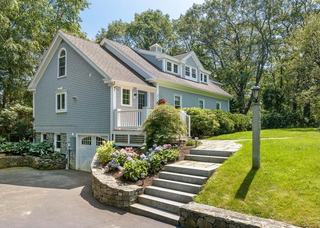Home For Sale – 1168 Shore Road, Cape Elizabeth