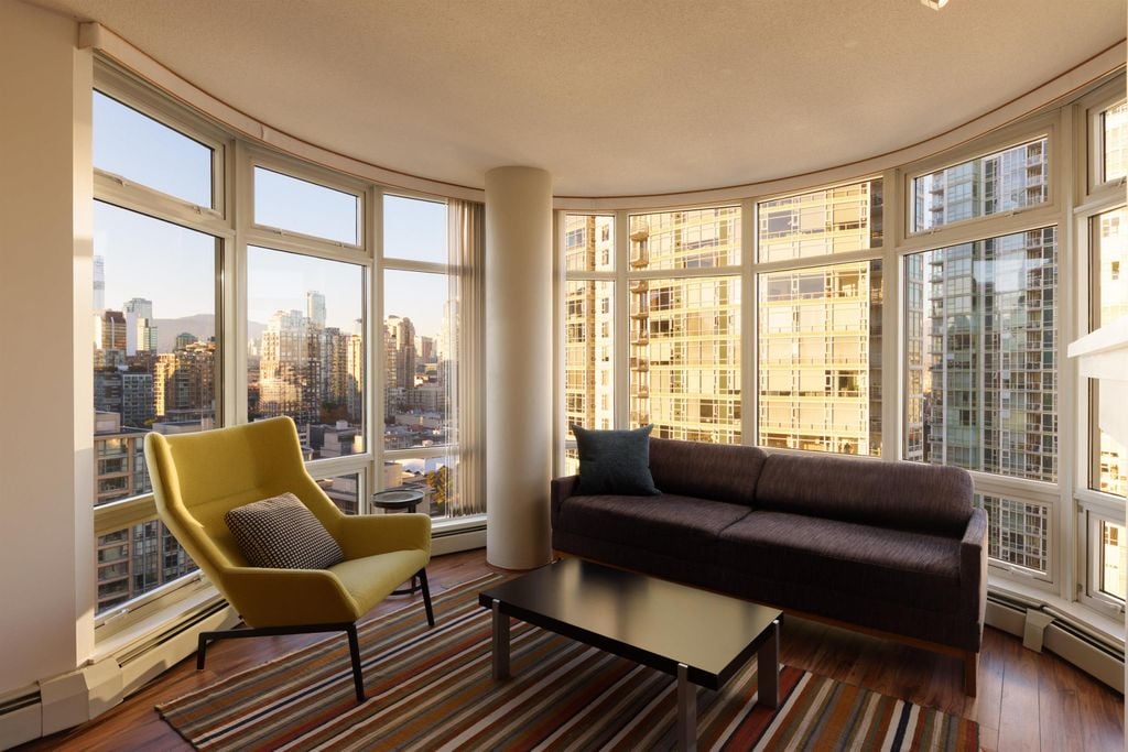 1199 Marinaside Crescent, #2305