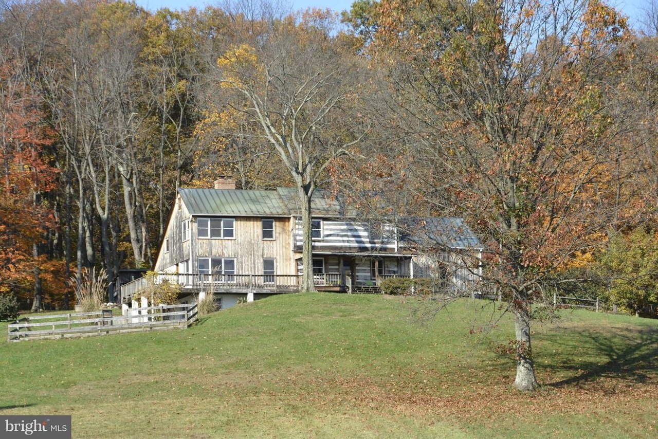 42165 Black Walnut Ln