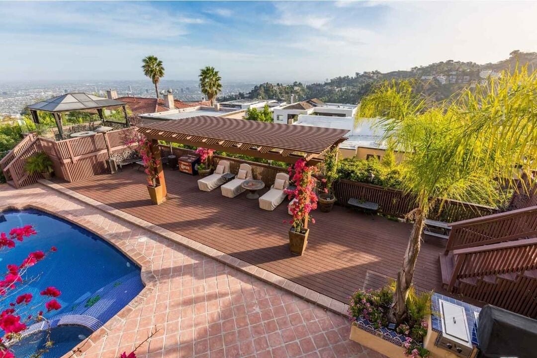 Celestia Crest, Venus Dr, 90046