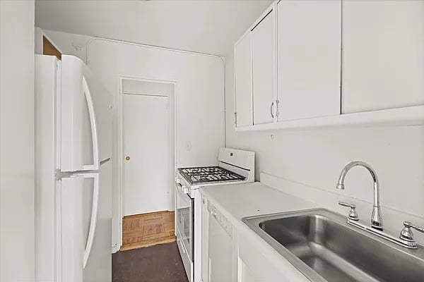 440 East 79th Street #15D