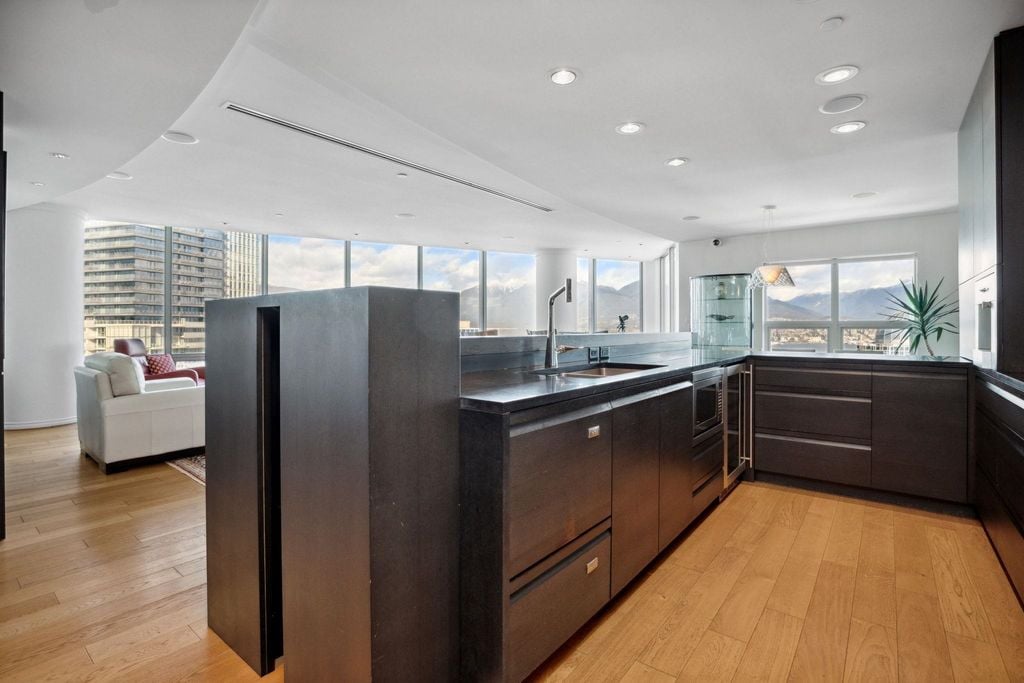 837 W Hastings St, #2801