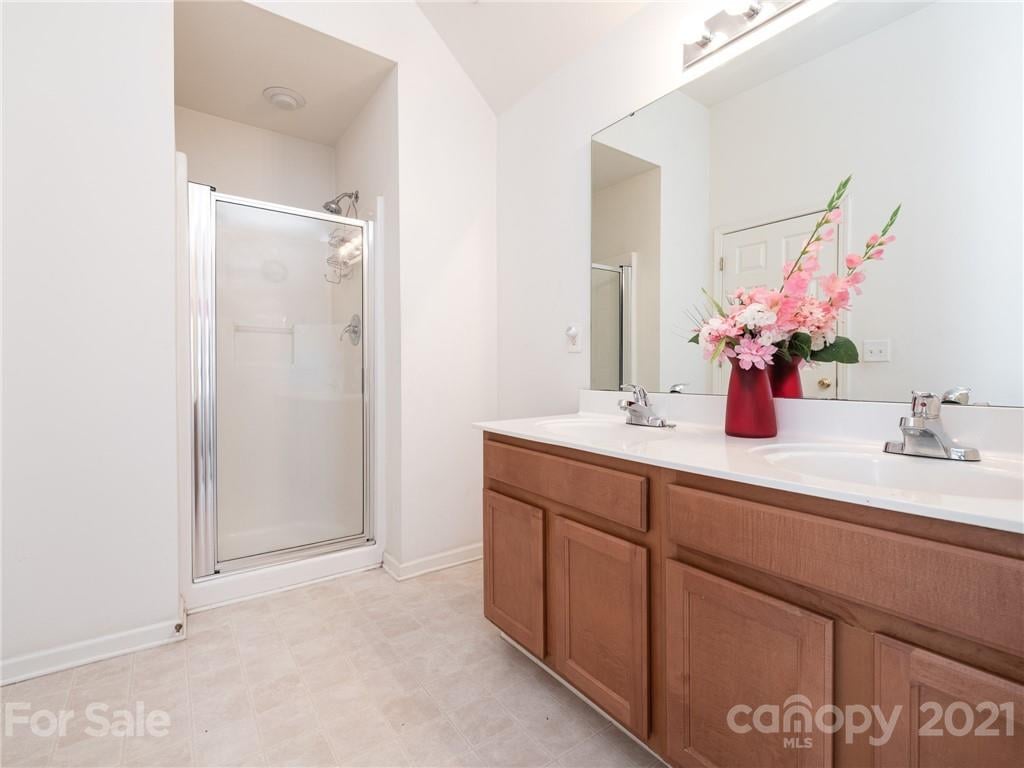 2014 Darbywine Dr