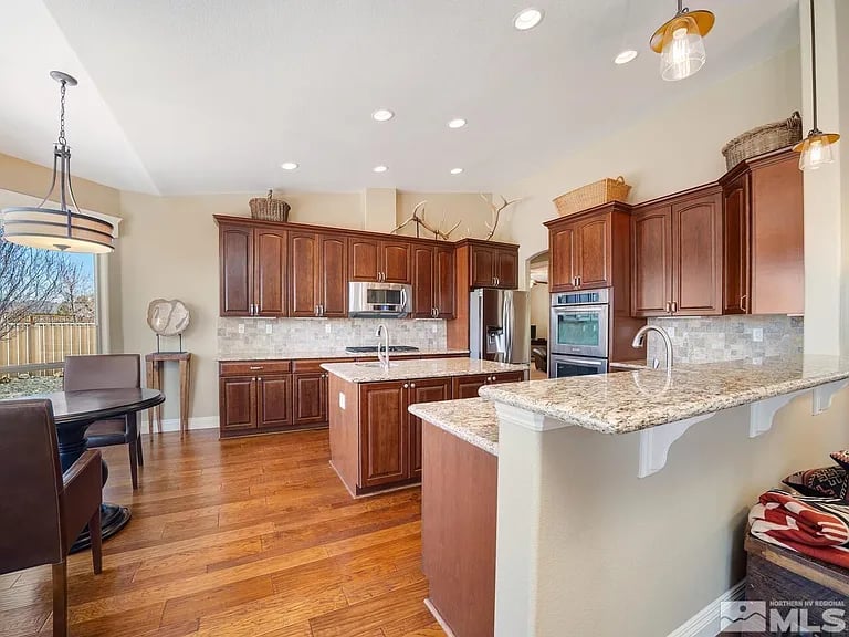 16865 Majestic View Dr