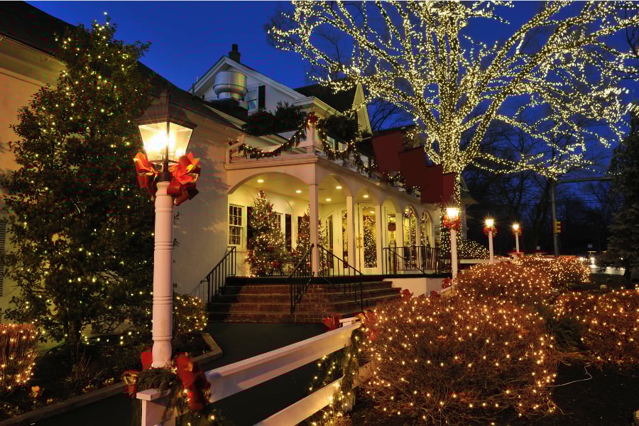 Where to see holiday lights in the South Shore, MA