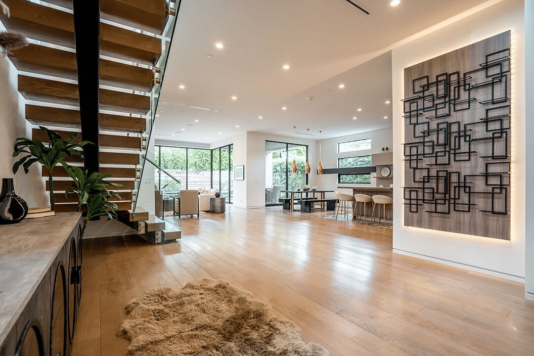 Modern 5BR Home w/Pool – Walk to The Grove & LACMA