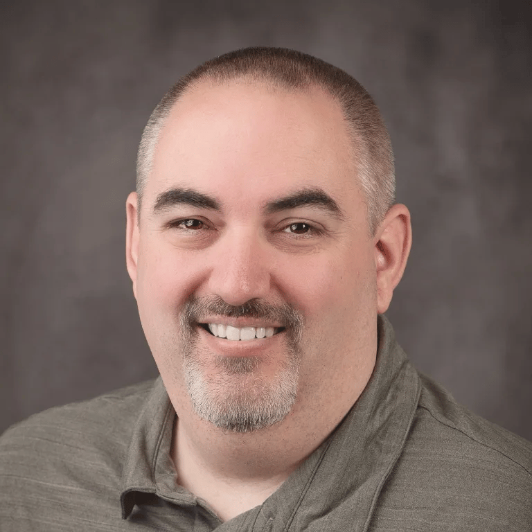 Jesse Hartsook Carlinville, IL Real Estate Agent Headshot