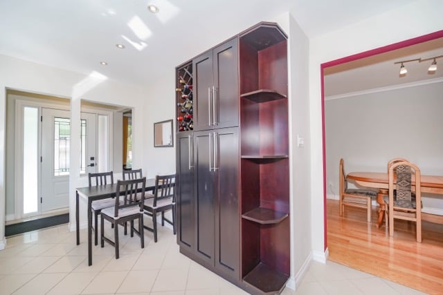 3623 Holden Cres