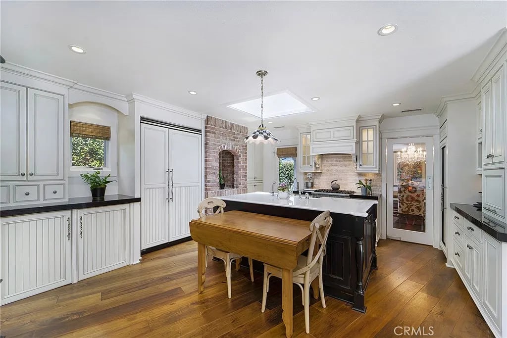 1401 Santanella Ter