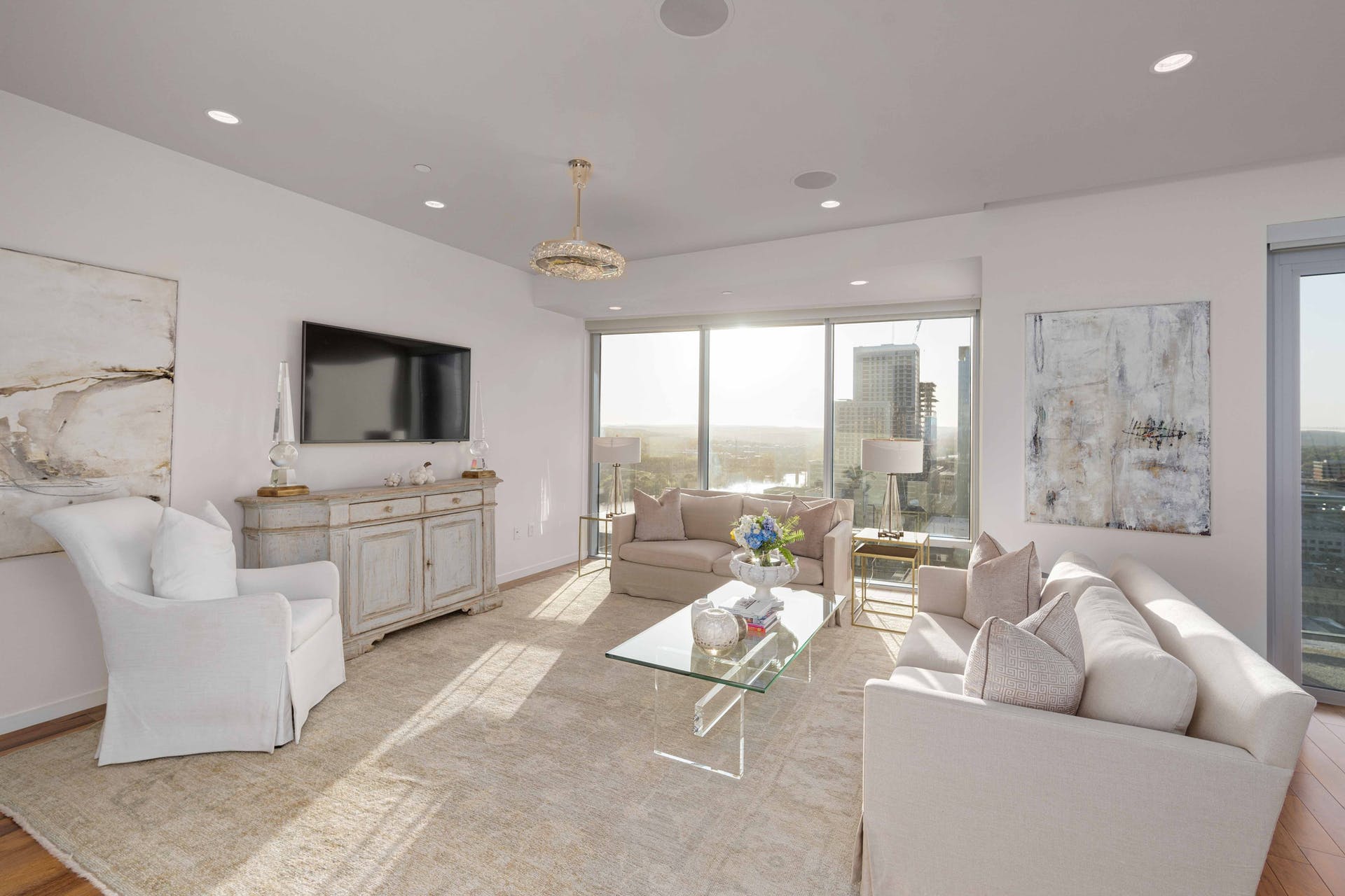 200 Congress Avenue #19AC