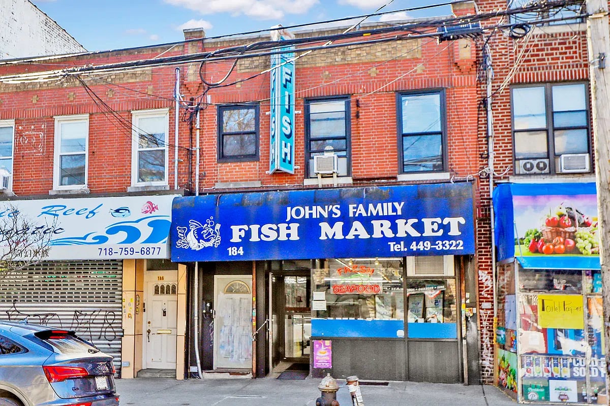 184 Avenue U #1