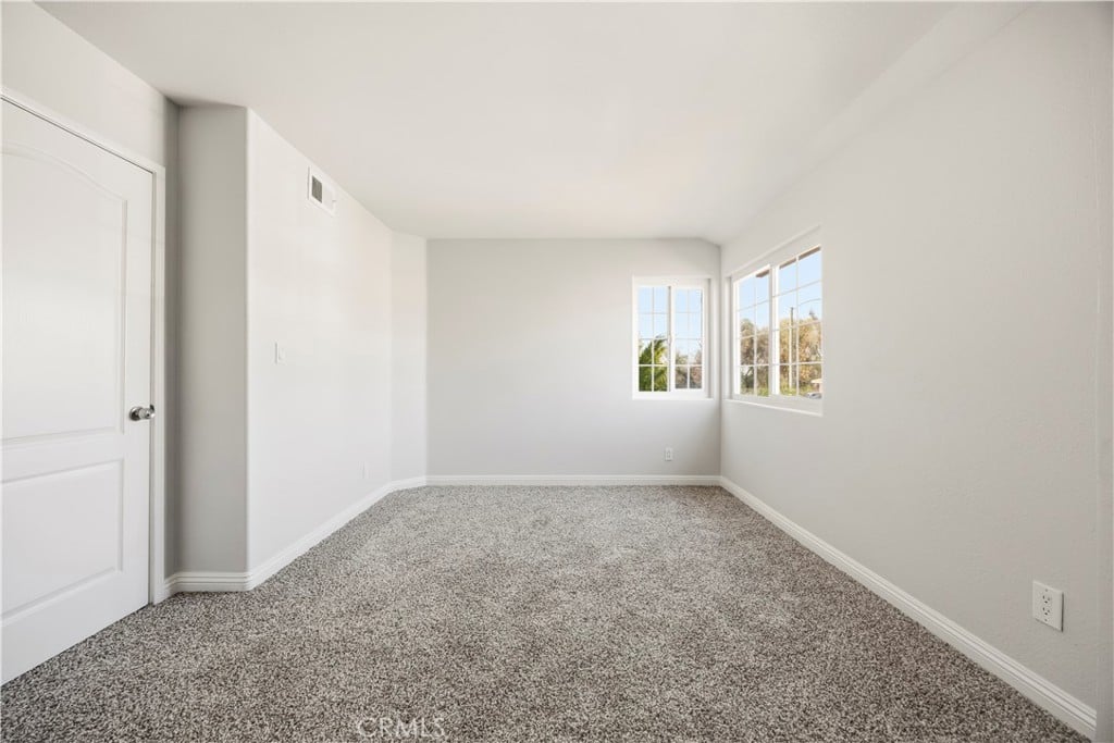3129 San Helena Dr