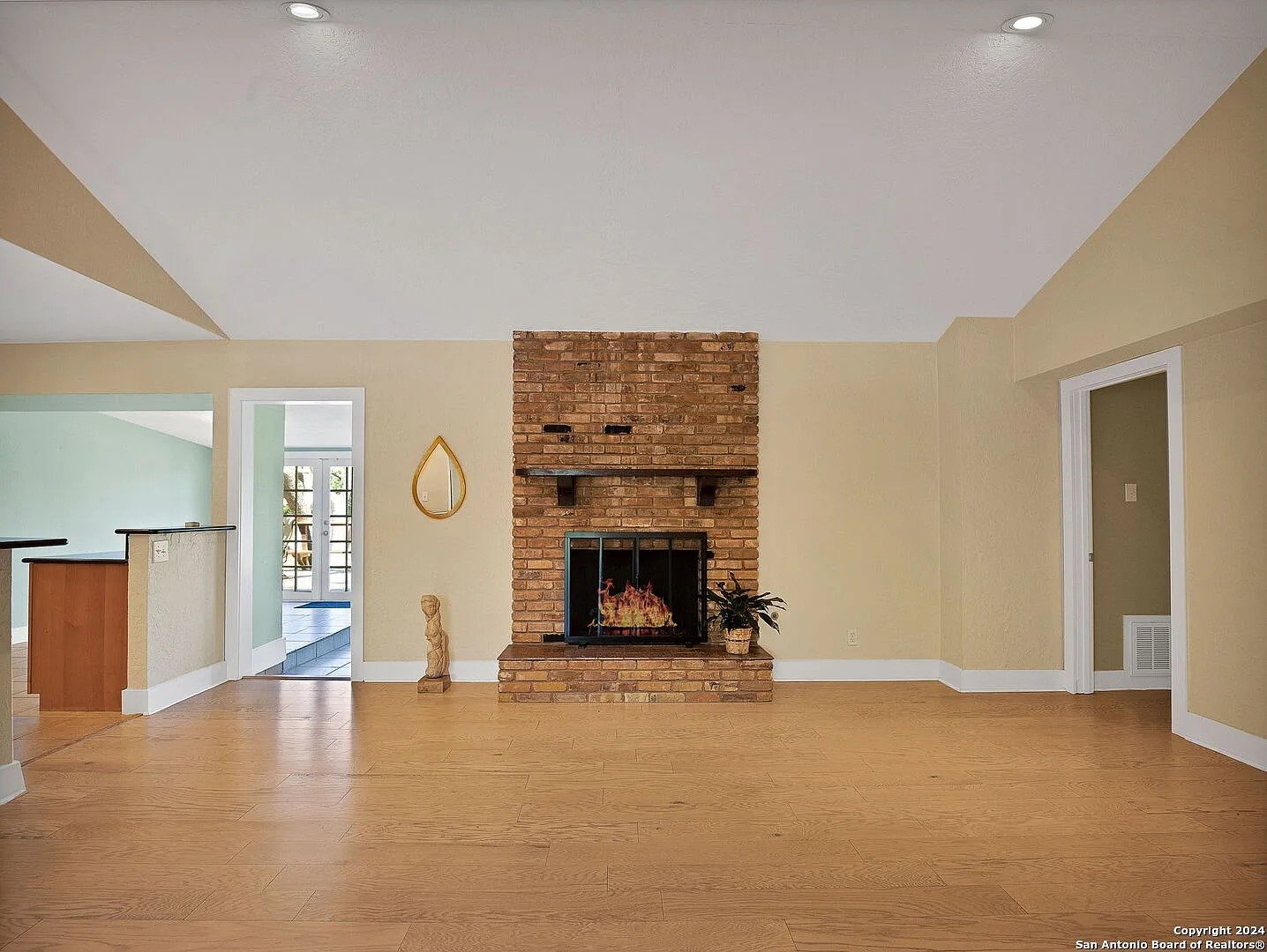 10802 Mount Tipton