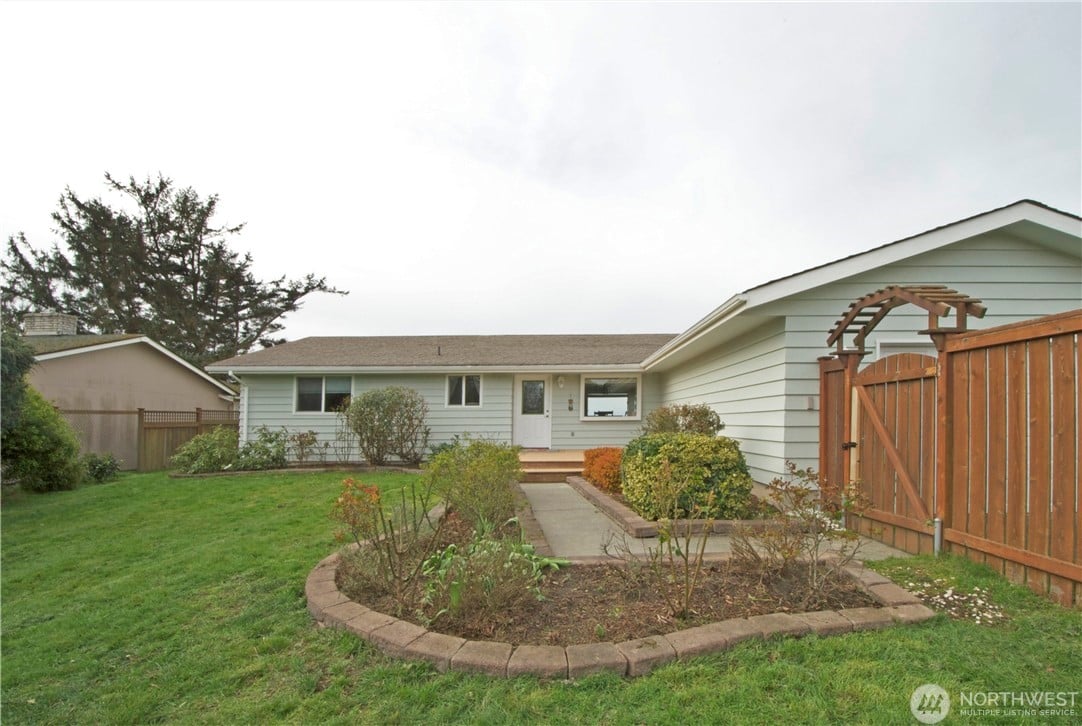 1963 West Beach Road