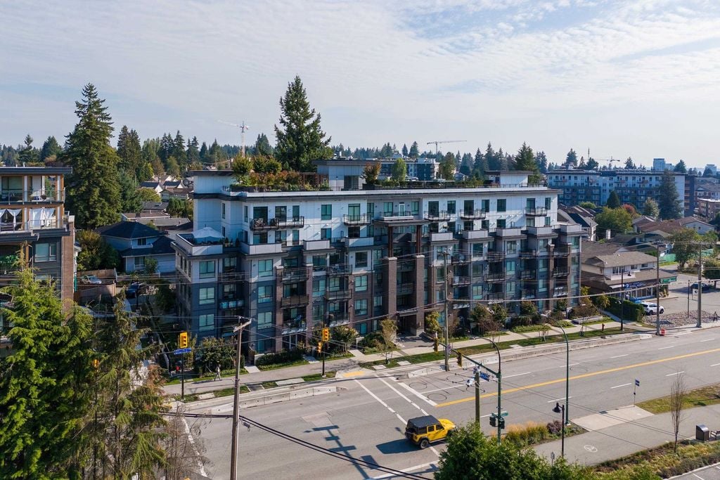 700 Clarke Rd, #502