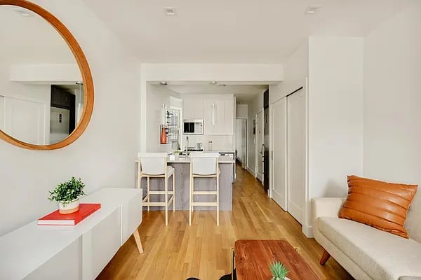 88 Charles St Ste 3A