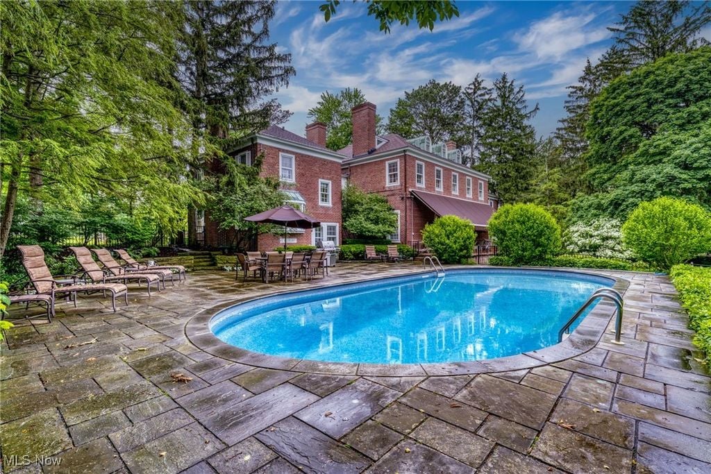 19200 S Woodland Rd