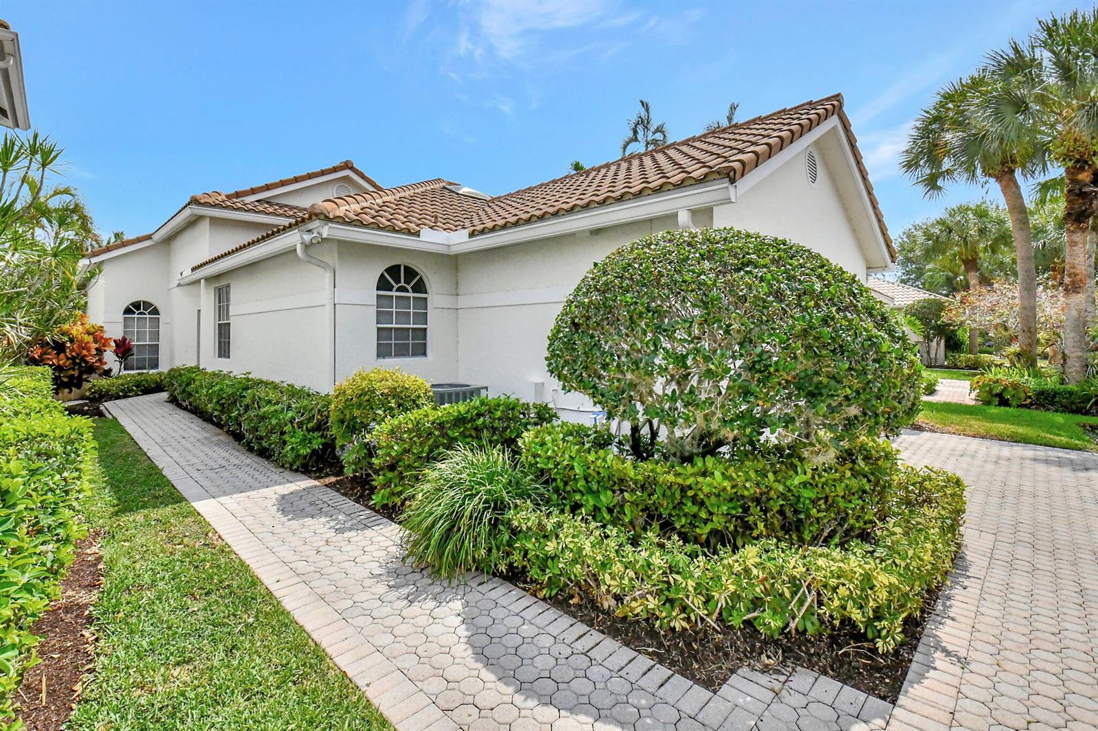 2489 NW 66th Dr