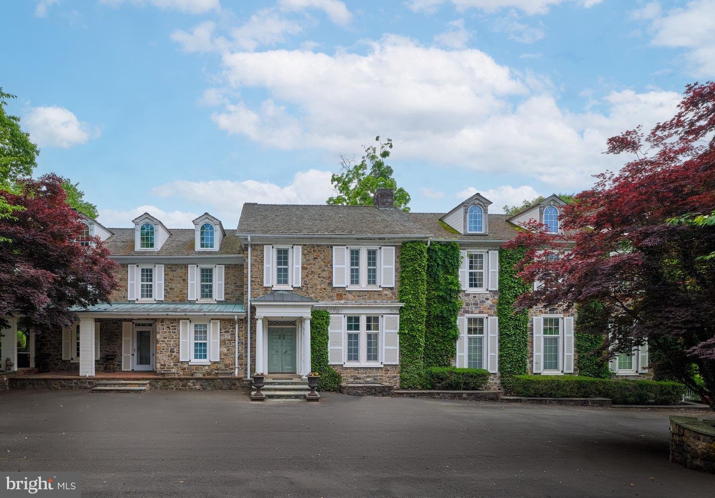 Seven Pines Estate 