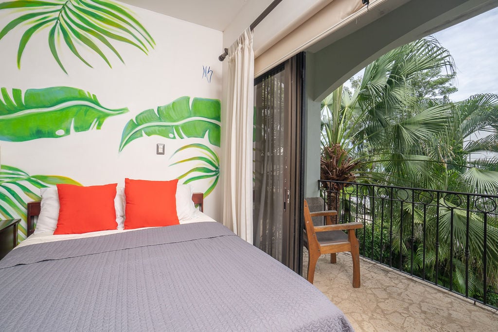 Casa Reye | Stunning 3-Bedroom Beach Home with Rooftop Ocean Views and Private Pool in Surfside, Playa Potrero