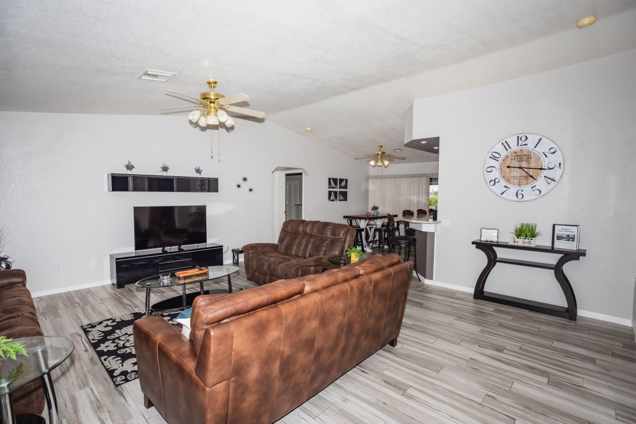 2860 Arabian Dr