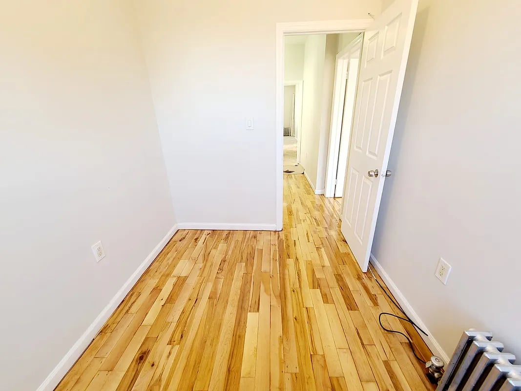 2106 Arthur Avenue #1