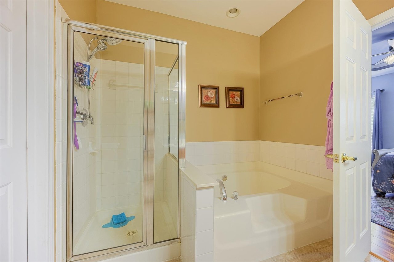 4090 Holly Villa Cir