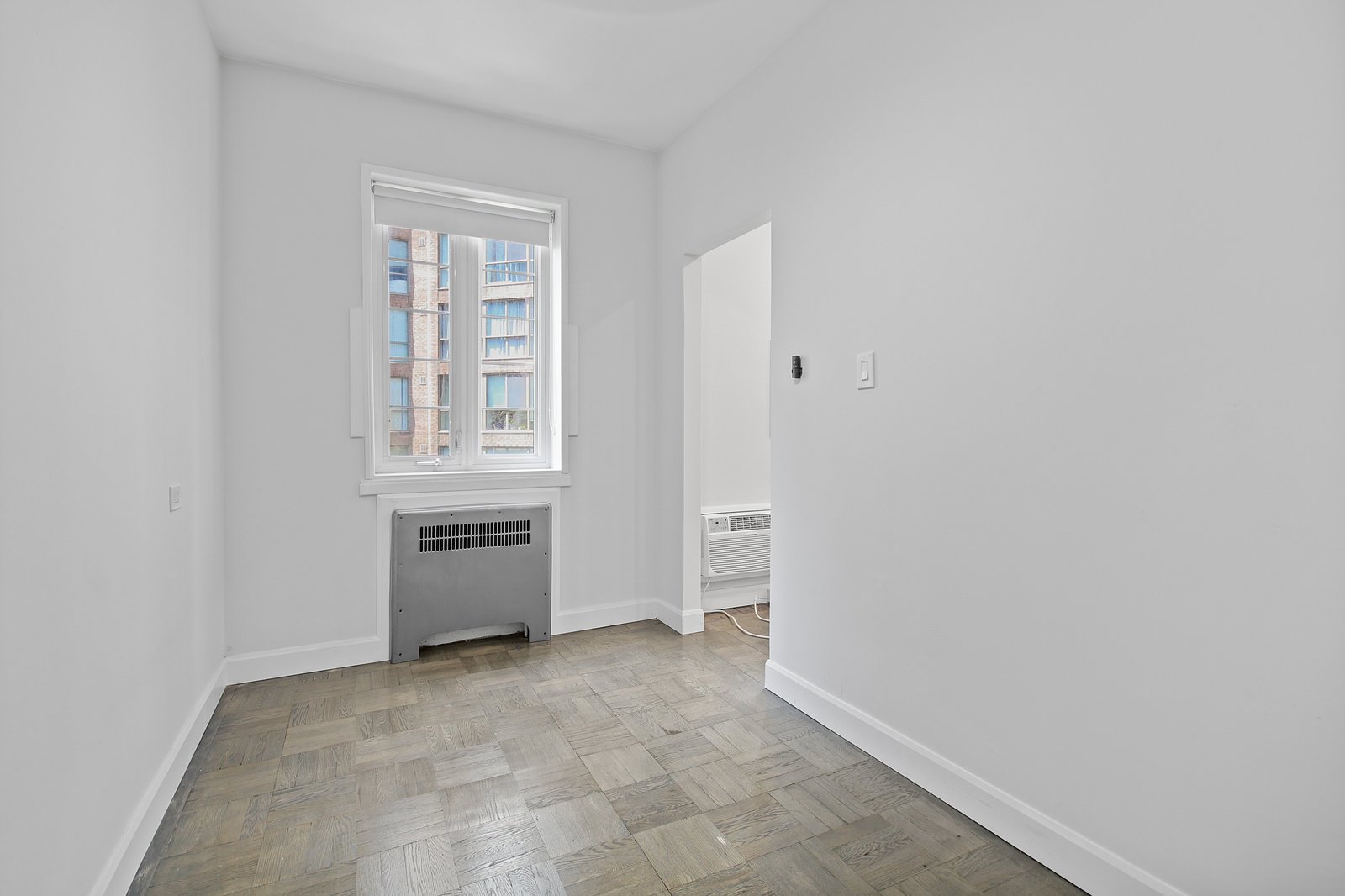  26 St. Joseph Street Unit: 607