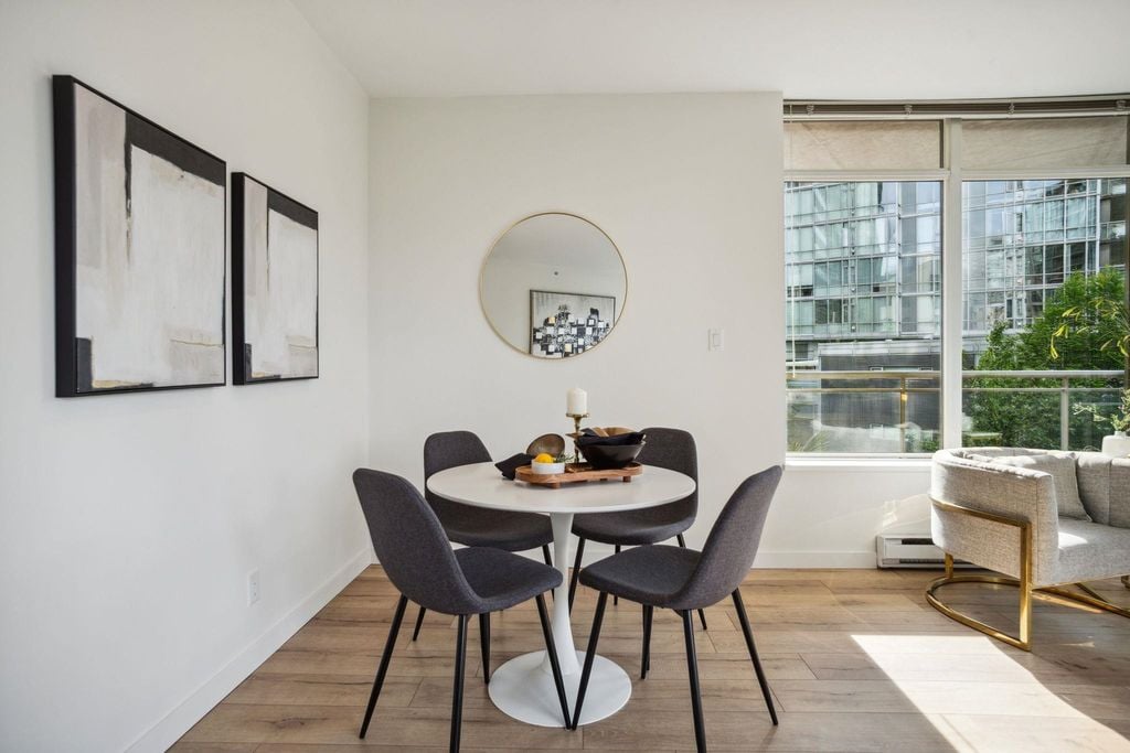1478 W Hastings St, #400