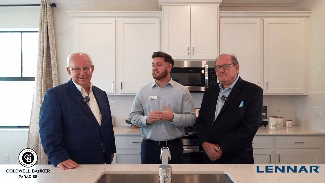 🏡 Discover Luxurious Living at Glynlea in the Prestigious Country Club Community! 🏌️‍♂️⛳️