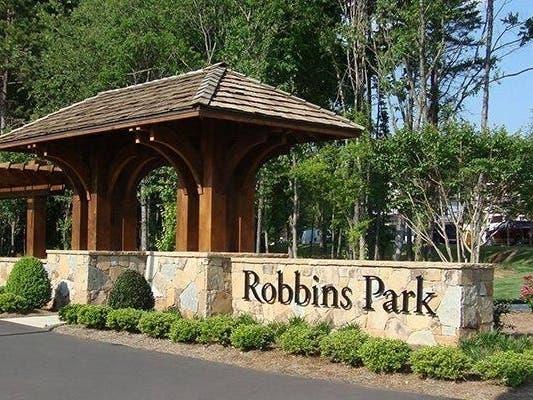 Robbins Park in Cornelius, NC: What It’s Like to Live There and Why Buyers Love It