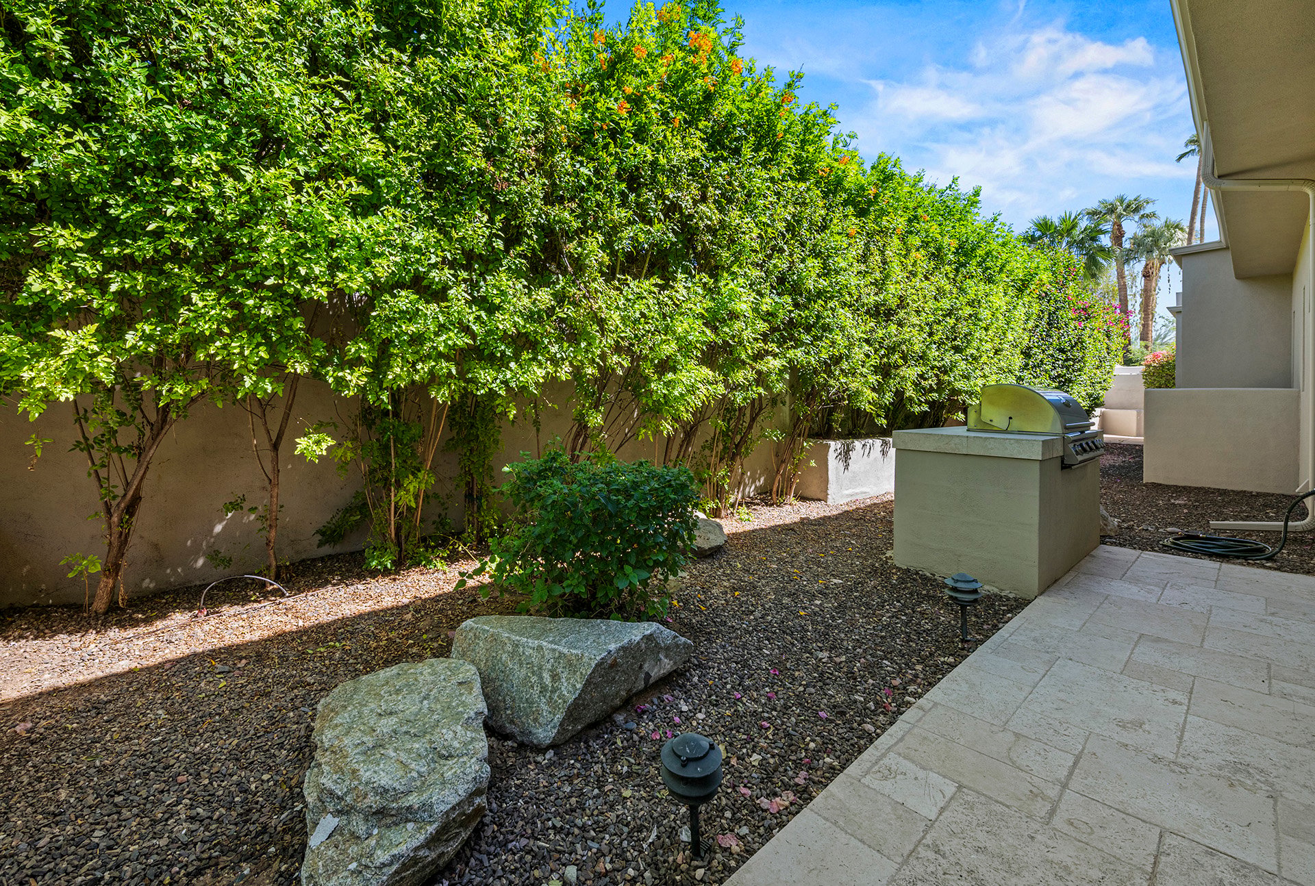 5434 E Lincoln Drive 19
