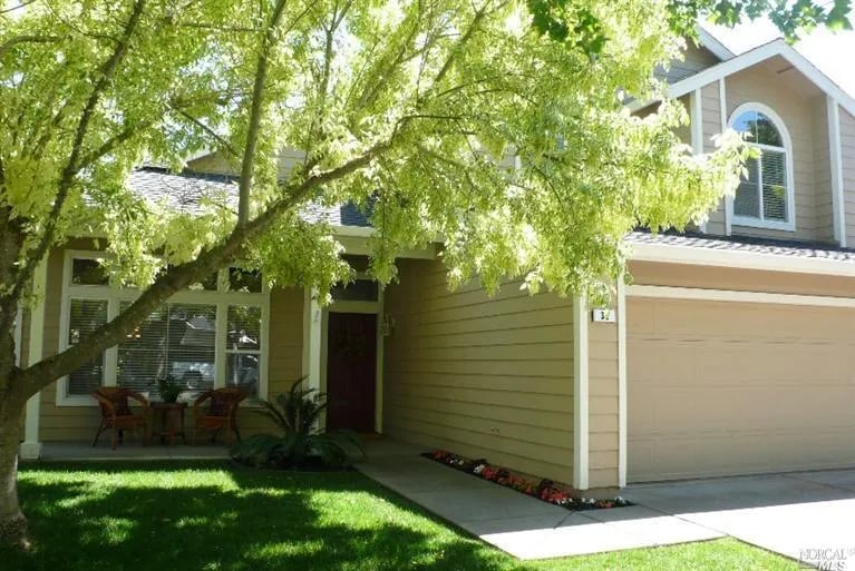 35 Luke Dr