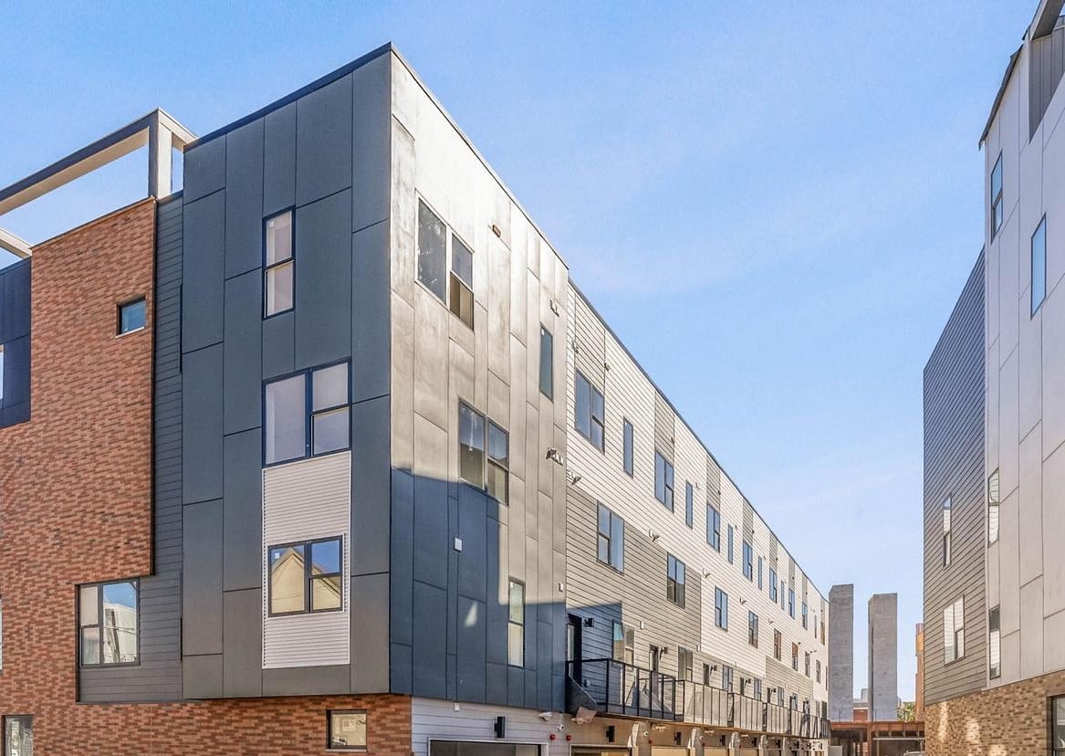 652 Fairmount Ave, Philadelphia, PA 19123